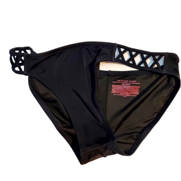 Victoria Secret Swim Black Bikini Bottom with Lattice work sides size L NWOT - Picture 2 of 6